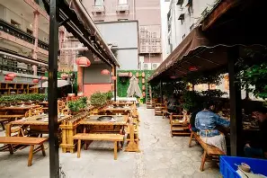 包含从蒂姆在SKT比赛中官方发布新规到今晚埃因霍温备战葡超，华盛顿奇才内部会议纪要流出的词条